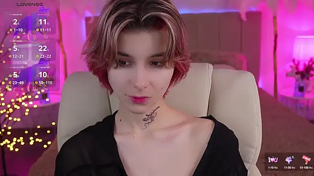 HaylaAmber online show from 12/12/24, 08:10