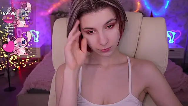 HaylaAmber online show from 01/27/25, 08:17