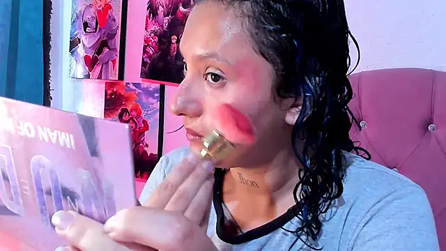 Mila nixon02 online show from 04/17/26, 04:54