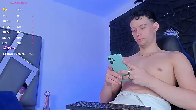 JadeSmiith  online show from 12/27/24, 09:43