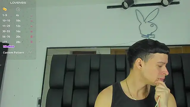 JadeSmiith  online show from 02/22/25, 10:09