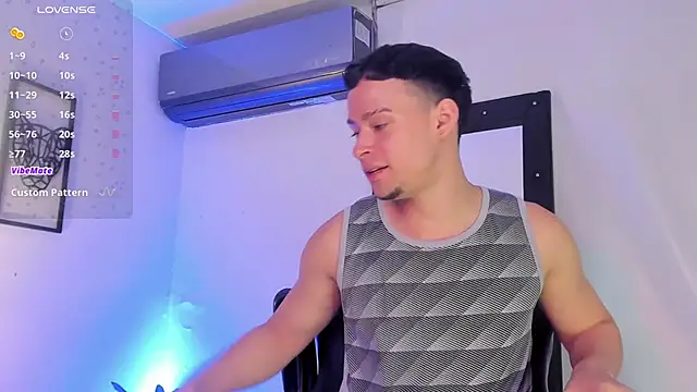 JadeSmiith  online show from 03/05/25, 09:59