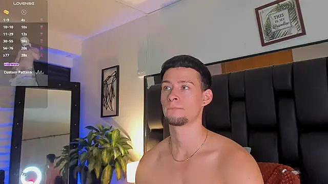 JadeSmiith  online show from 09/25/25, 10:46