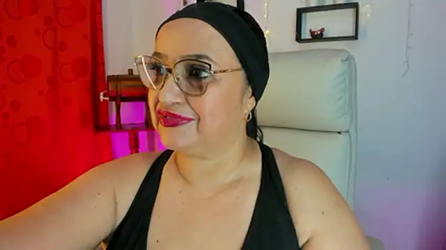 Gia Nahomi online show from 02/07/26, 11:08