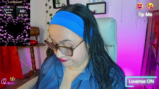 Gia Nahomi online show from 03/12/26, 10:49