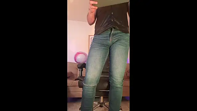 bradley colt online show from 04/09/26, 02:33