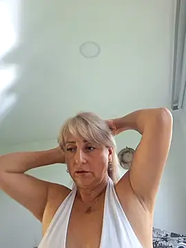 almaluna7 online show from 02/10/26, 10:03