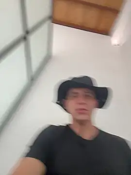 Mattsmiling444 online show from 11/13/25, 04:39