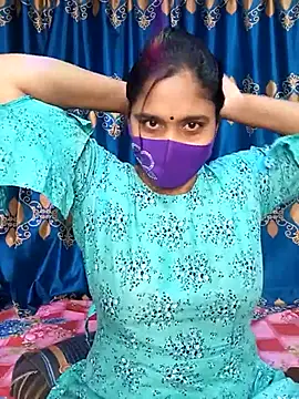 Hot Maleka online show from 02/19/25, 12:44