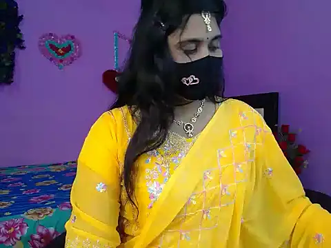 Hot Maleka online show from 03/23/26, 04:44