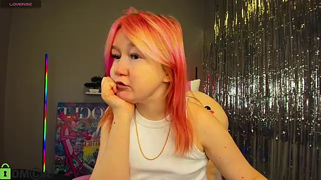 Sara Robinson online show from 01/28/25, 10:23