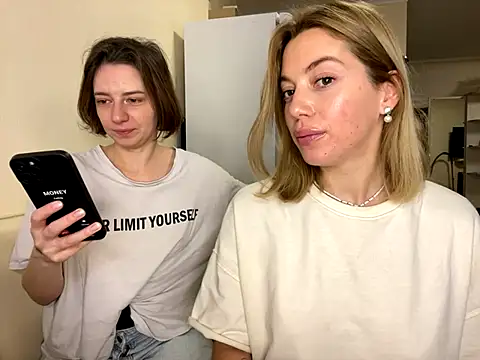 Snapshot of Take_Me_Awayy chatting on 12/09/24, 10:54 Take Me Awayy online show from 12/09/24, 10:54