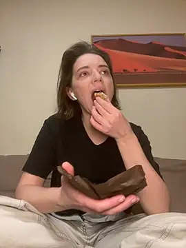 Snapshot of Take_Me_Awayy chatting on 12/22/24, 05:21 Take Me Awayy online show from 12/22/24, 05:21