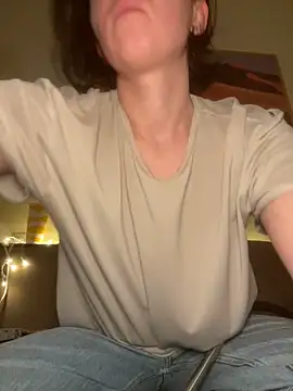 Snapshot of Take_Me_Awayy chatting on 12/29/24, 07:00 Take Me Awayy online show from 12/29/24, 07:00