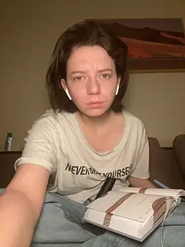 Snapshot of Take_Me_Awayy chatting on 01/14/25, 04:15 Take Me Awayy online show from 01/14/25, 04:15