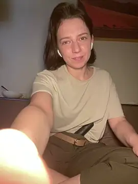 Snapshot of Take_Me_Awayy chatting on 01/31/25, 01:23 Take Me Awayy online show from 01/31/25, 01:23