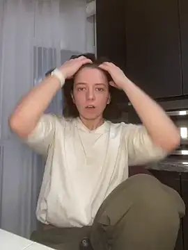 Snapshot of Take_Me_Awayy chatting on 02/06/25, 07:40 Take Me Awayy online show from 02/06/25, 07:40