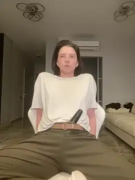 Snapshot of Take_Me_Awayy chatting on 02/16/25, 05:15 Take Me Awayy online show from 02/16/25, 05:15