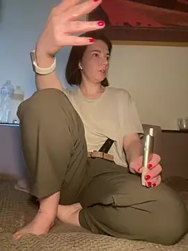 Snapshot of Take_Me_Awayy chatting on 02/25/25, 04:21 Take Me Awayy online show from 02/25/25, 04:21