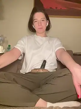 Snapshot of Take_Me_Awayy chatting on 02/28/25, 05:48 Take Me Awayy online show from 02/28/25, 05:48