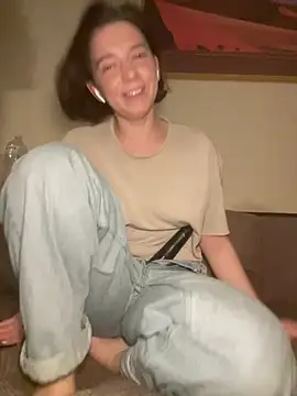 Snapshot of Take_Me_Awayy chatting on 03/03/25, 05:50 Take Me Awayy online show from 03/03/25, 05:50