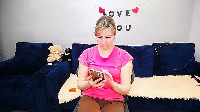 Incredible Ariela online show from 04/05/26, 01:52