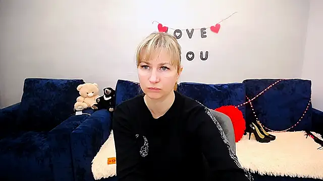 Incredible Ariela online show from 04/07/26, 09:21