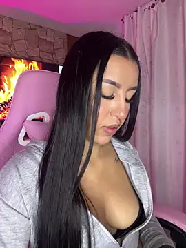 Tamara Roberts1 online show from 01/24/25, 01:45