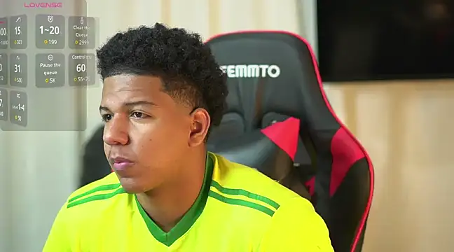 Snapshot of May_Dylan1 chatting on 01/04/25, 07:13 May Dylan1 online show from 01/04/25, 07:13