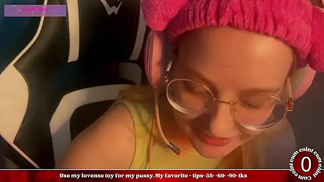 JacyWinslat online show from 02/12/25, 02:43