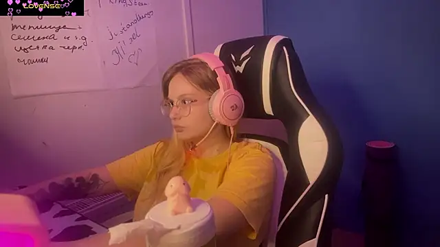 JacyWinslat online show from 03/05/25, 08:32