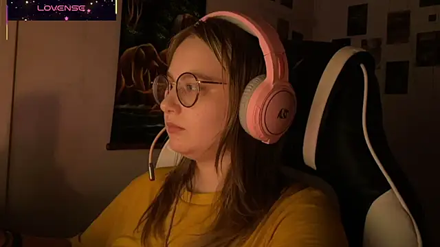 JacyWinslat online show from 10/14/25, 08:20