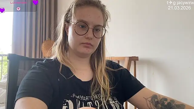 JacyWinslat online show from 03/23/26, 03:21