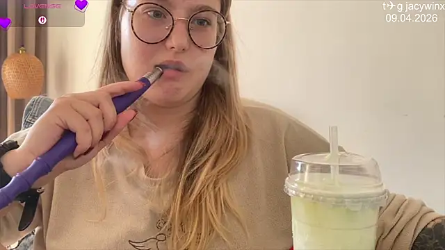 JacyWinslat online show from 04/09/26, 09:26