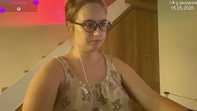 Snapshot of JacyWinslat chatting on 05/15/26, 02:46 JacyWinslat online show from 05/15/26, 02:46