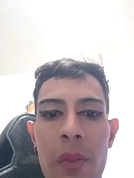 Snapshot of DOMINANTE_KLOE_ chatting on 03/06/25, 03:35 DOMINANTE KLOE online show from 03/06/25, 03:35