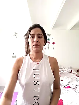 Snapshot of Sahana_Ashiika chatting on 03/04/25, 04:30 Sahana Ashiika online show from 03/04/25, 04:30