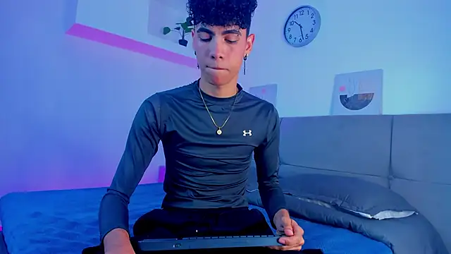 NeoRaptis online show from 01/04/25, 07:55