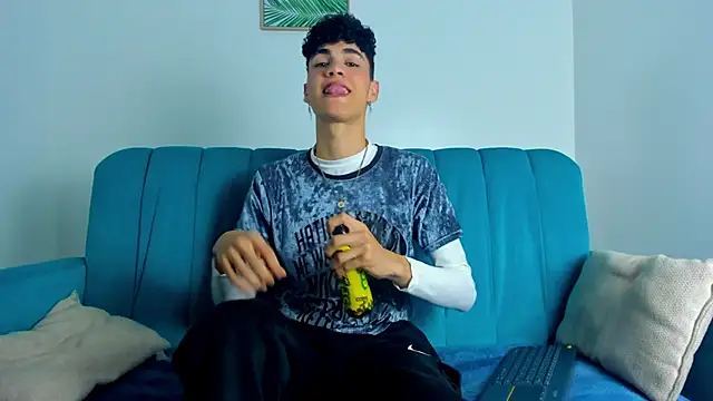 NeoRaptis online show from 02/19/25, 08:31