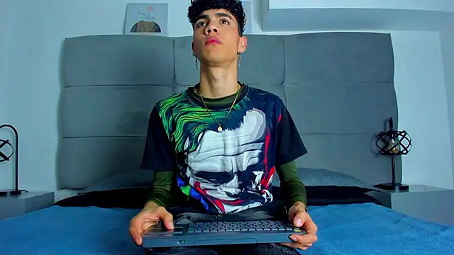 NeoRaptis online show from 02/21/25, 08:49