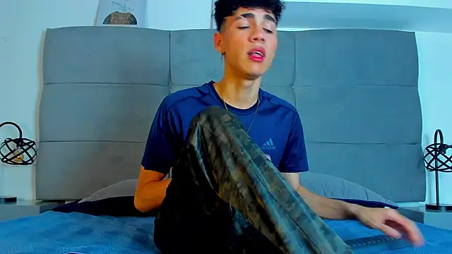 NeoRaptis online show from 03/10/25, 08:23