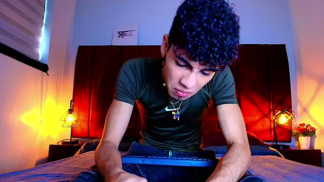 NeoRaptis online show from 09/23/25, 08:12