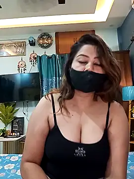 Cute-mona online show from 03/26/26, 10:32