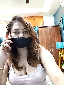 Cute-mona online show from 04/07/26, 10:15