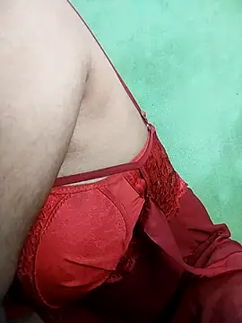 Queen-Amelia online show from 12/20/25, 10:11