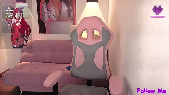 vittorialombardi   online show from 11/10/25, 08:13