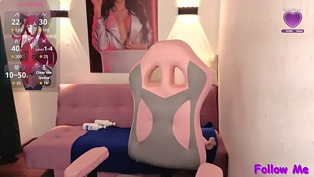 vittorialombardi   online show from 11/13/25, 08:02