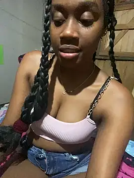 Snapshot of EscorpiLeoncita chatting on 12/29/24, 02:27 EscorpiLeoncita online show from 12/29/24, 02:27