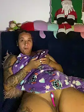 Cafeziitha02 online show from 11/14/25, 07:29