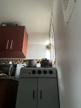 Cafeziitha02 online show from 01/14/26, 09:31